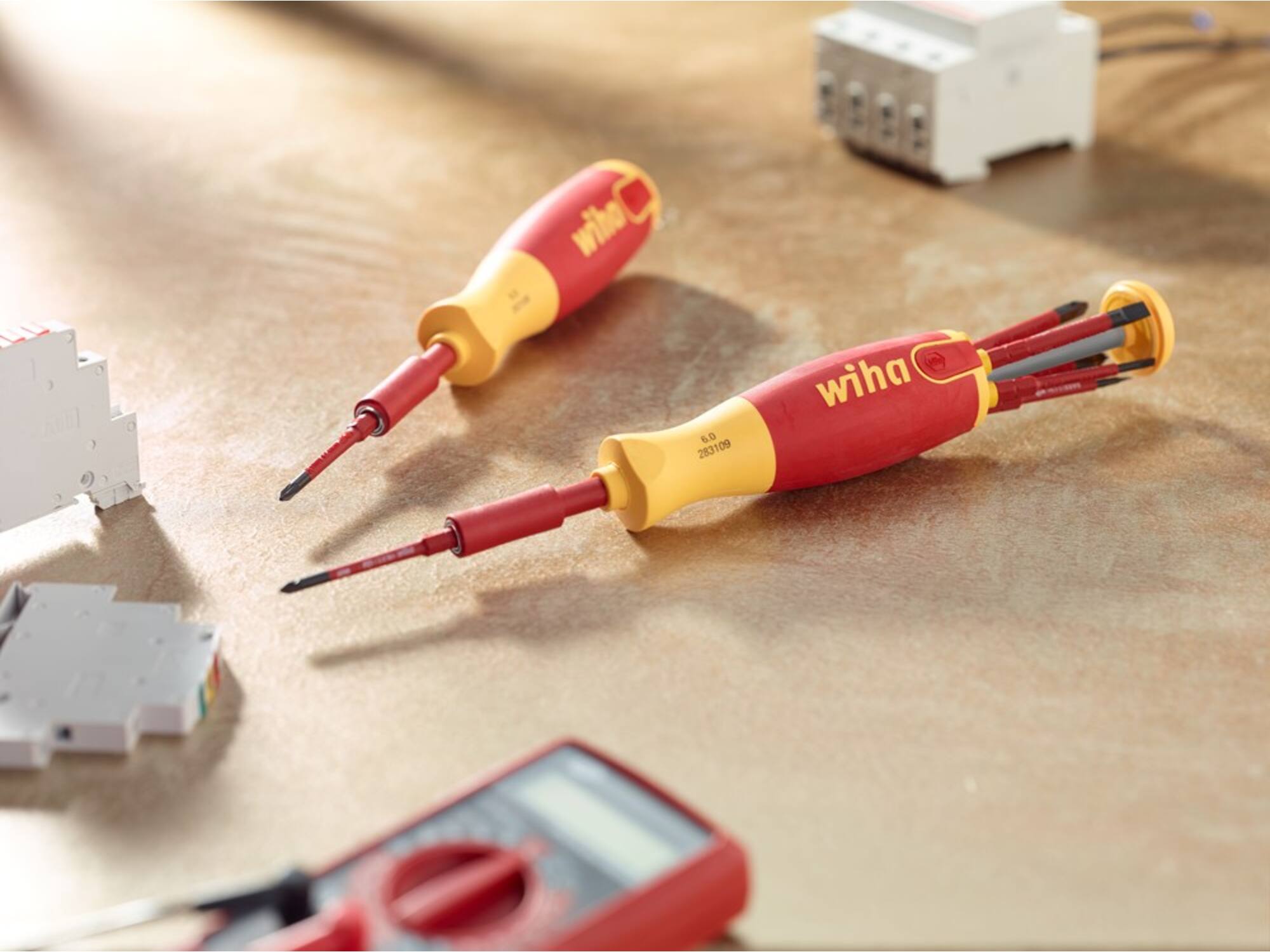 Wiha Schroevendraaier met bitmagazijn LiftUP electric