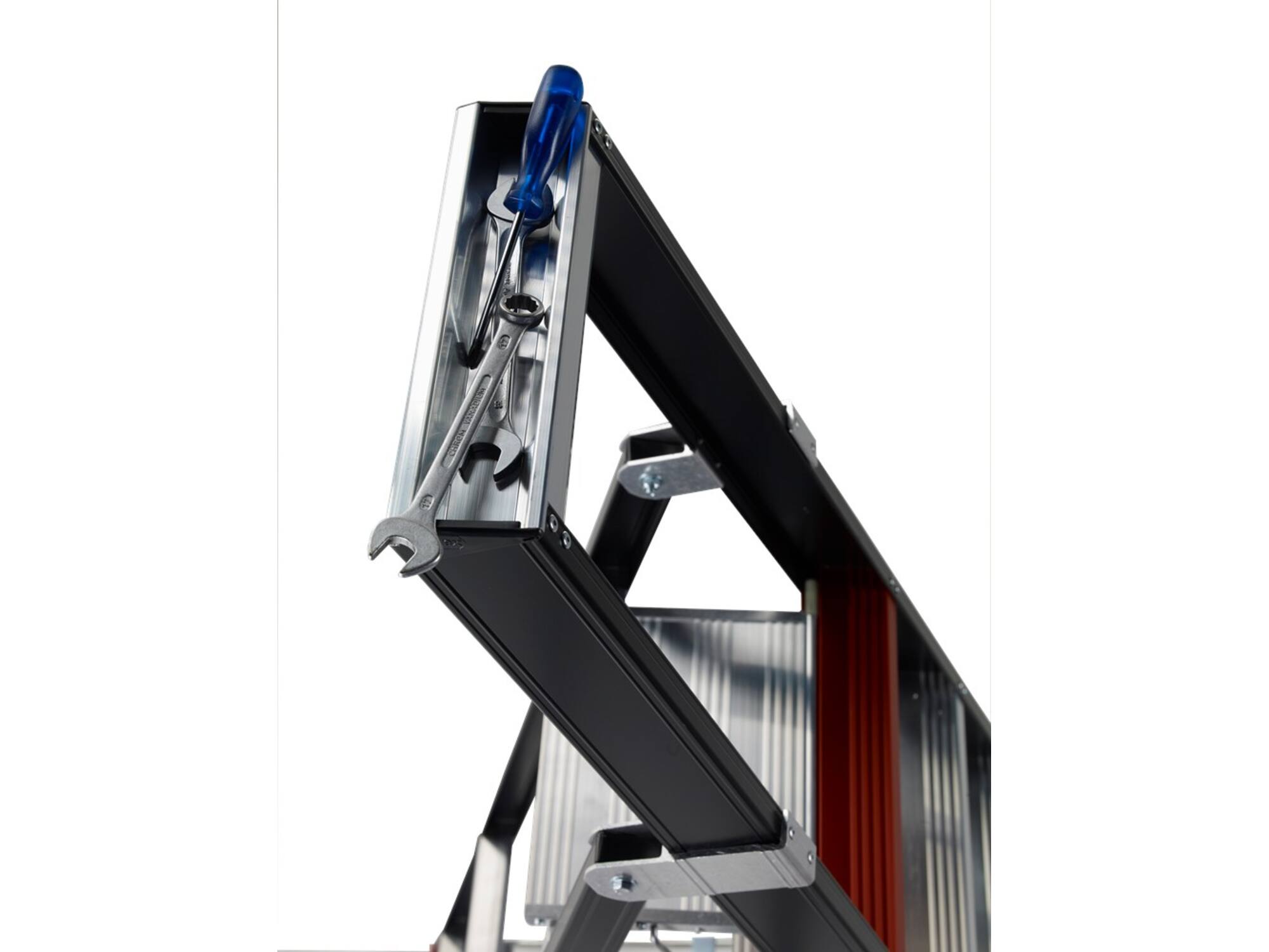 ALTREX Plateuatrap aluminium Taurus TGB 8 8 TREDEN