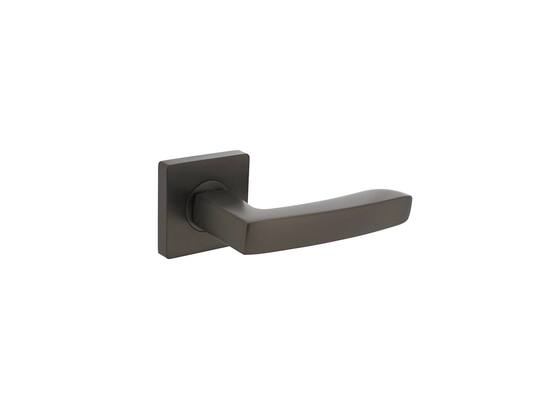Intersteel Deurkruk op vierkant geveerd rozet grijs Minos 55x10MM