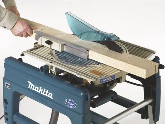 MAKITA Tafelverstekzaagmachine 260MM in doos LF1000 230V/1650W