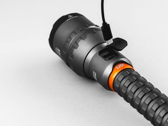 Nebo Zaklamp 12K