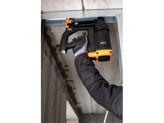 TJEP Tacker gas betonnagels incl. 2 accu's CP 40 GAS 3G 15-40MM