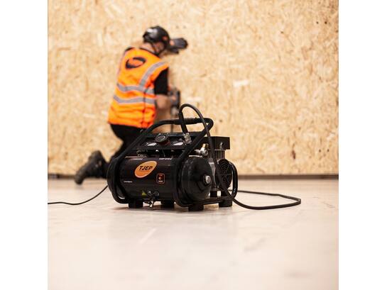 TJEP Compressor olievrij 8/10-2 SILENT 8LITER