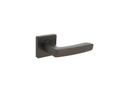 Intersteel Deurkruk op vierkant geveerd rozet grijs Minos 55x10MM