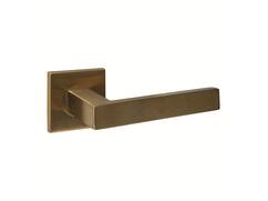 Intersteel Deurkruk op rozet verdekt messing mat Q05 53X53X6MM